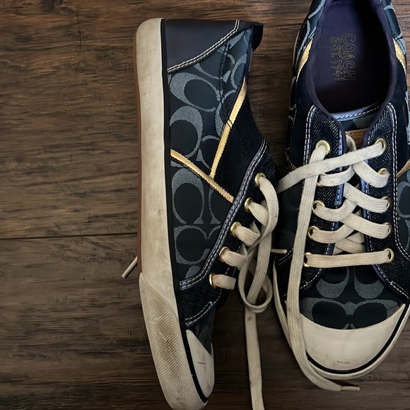 Coach blue and gold size 8 1/2 slightly worn - Picture 2 of 6
